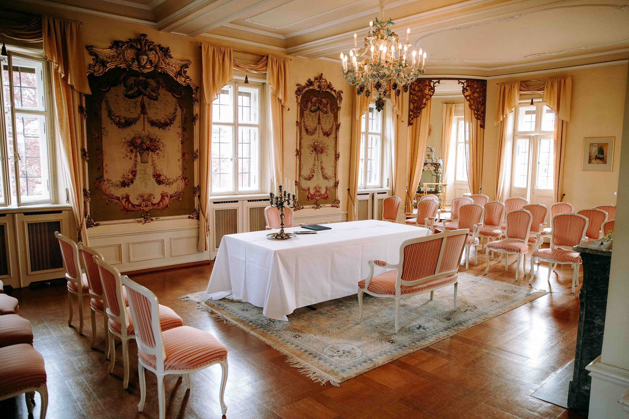 Barocker Trausaal im Schloss Vollrads – ideale Kulisse für standesamtliche Trauungen im Rheingau.