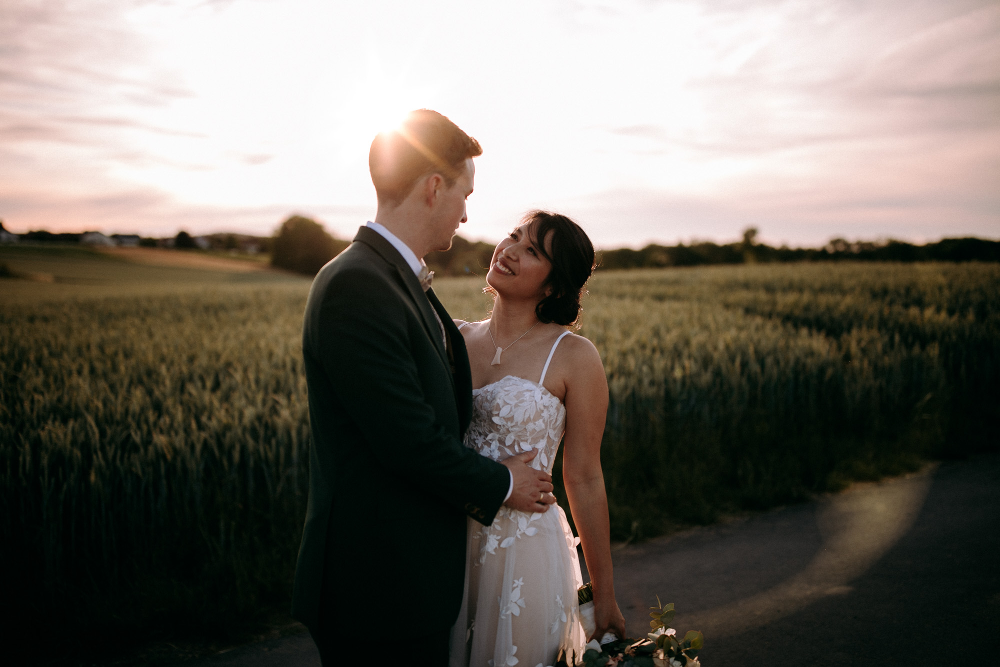 Das Brunnenwärterhaus in Bad Nauheim ist eine naturnahe Hochzeitslocation mit Parkgarten, freier Trauung unter Linden und Zeltfeiern