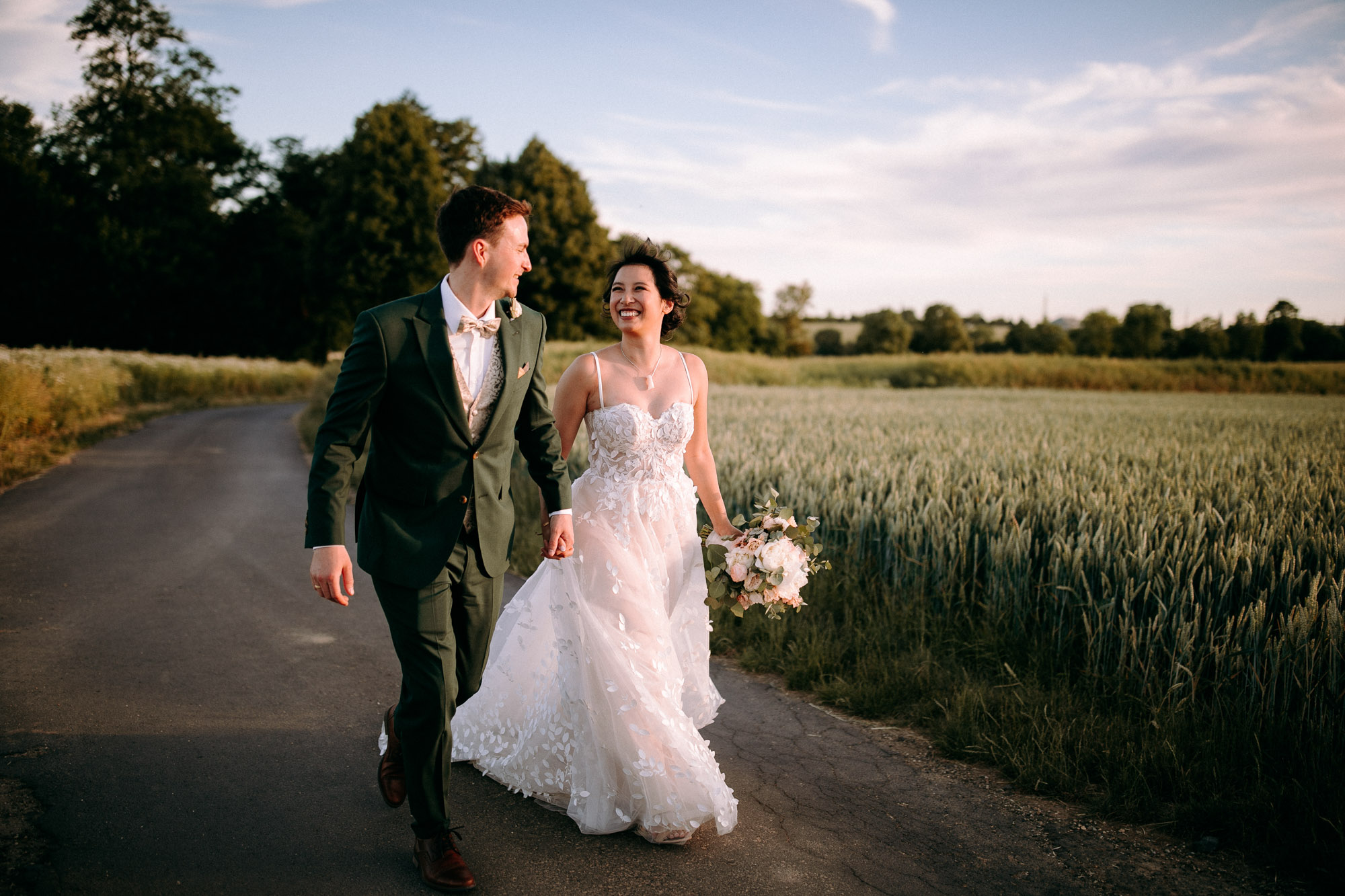 Das Brunnenwärterhaus in Bad Nauheim ist eine naturnahe Hochzeitslocation mit Parkgarten, freier Trauung unter Linden und Zeltfeiern