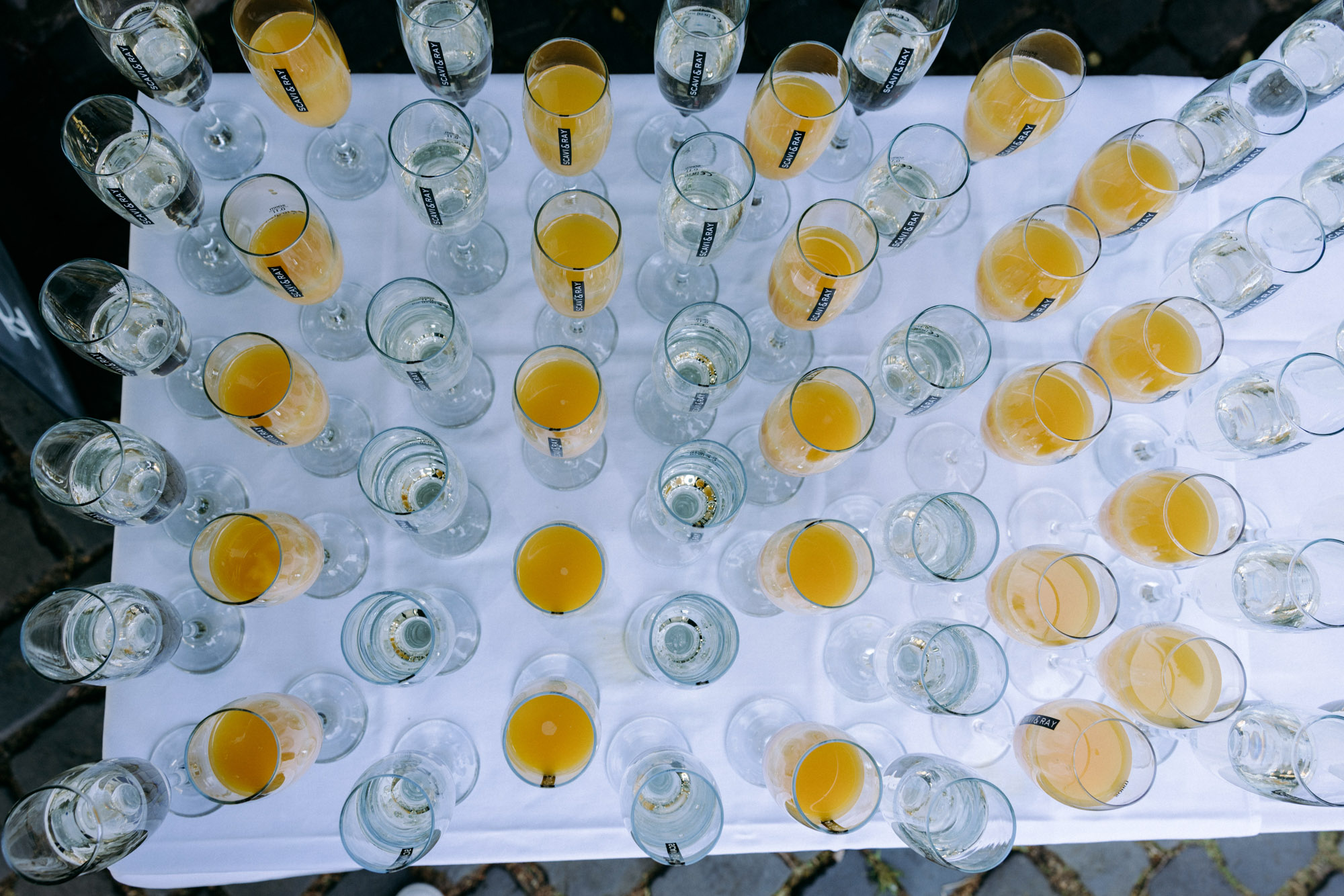 Das Druckhaus Hanau ist eine besondere Hochzeitslocation am Mainufer – mit Industriecharme, freier Trauung unter der Gerichtslinde &Full Service