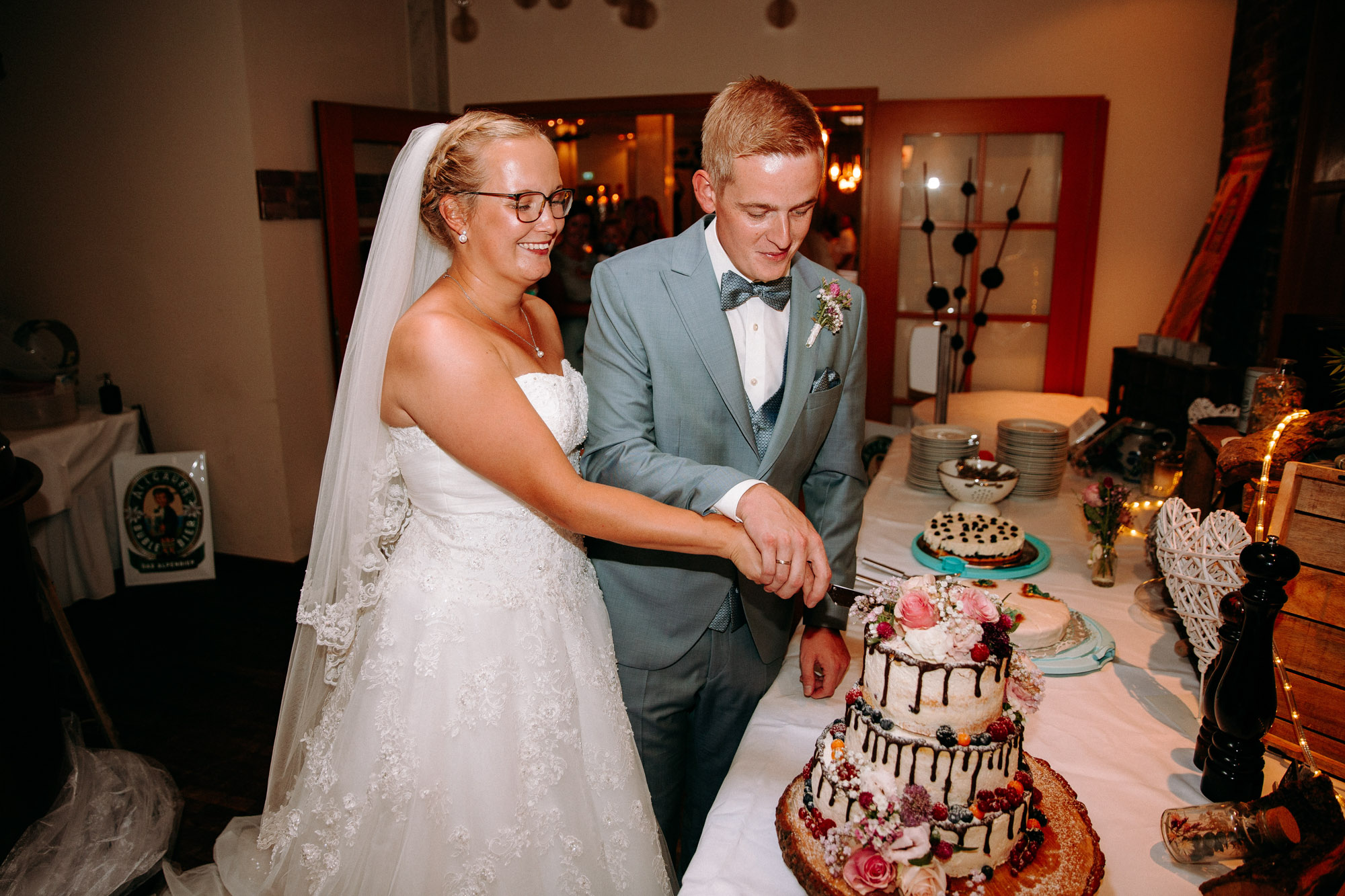 Das Druckhaus Hanau ist eine besondere Hochzeitslocation am Mainufer – mit Industriecharme, freier Trauung unter der Gerichtslinde &Full Service