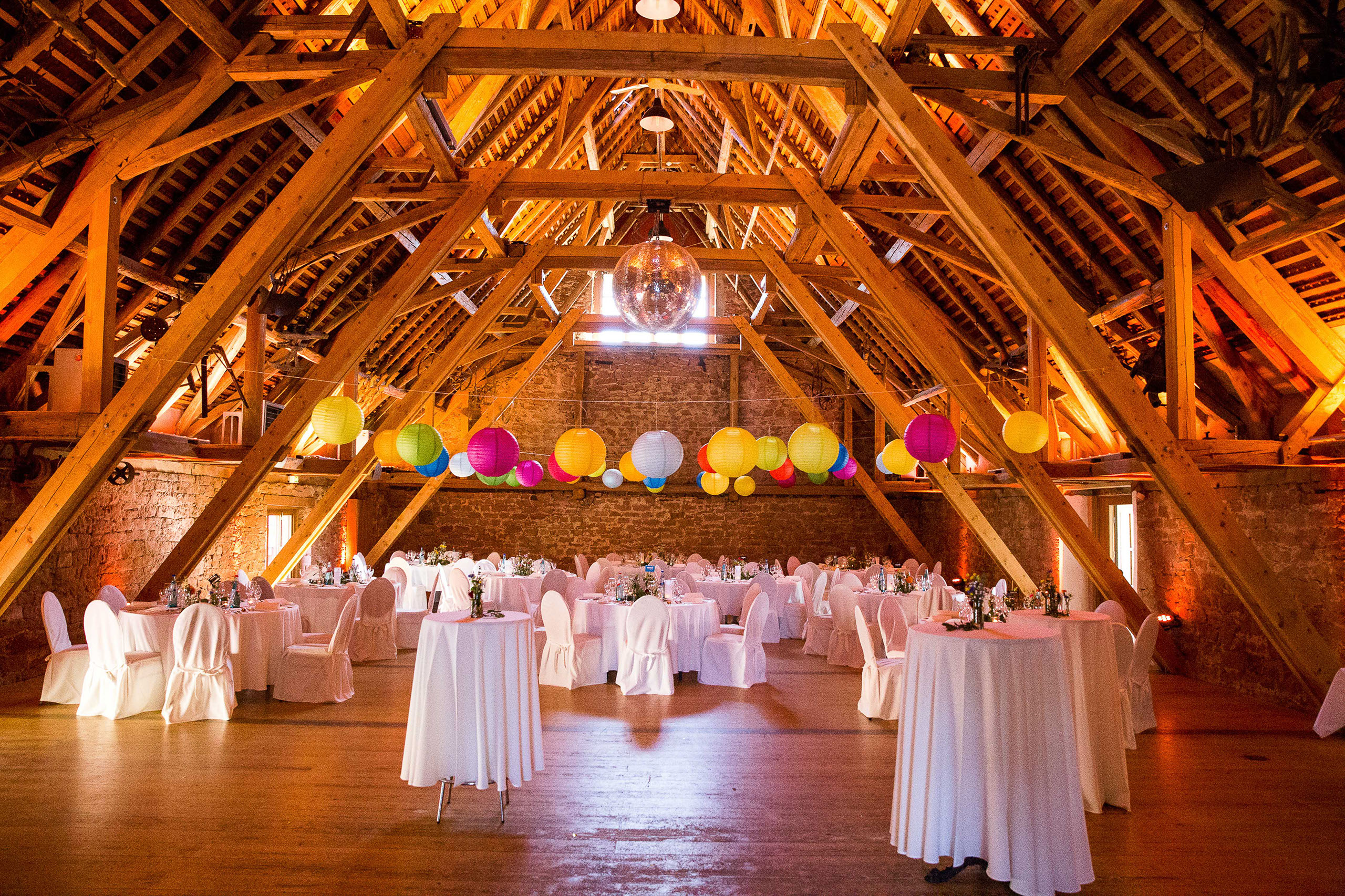 Innenaufnahme des Hühnerhofs in Gründau.