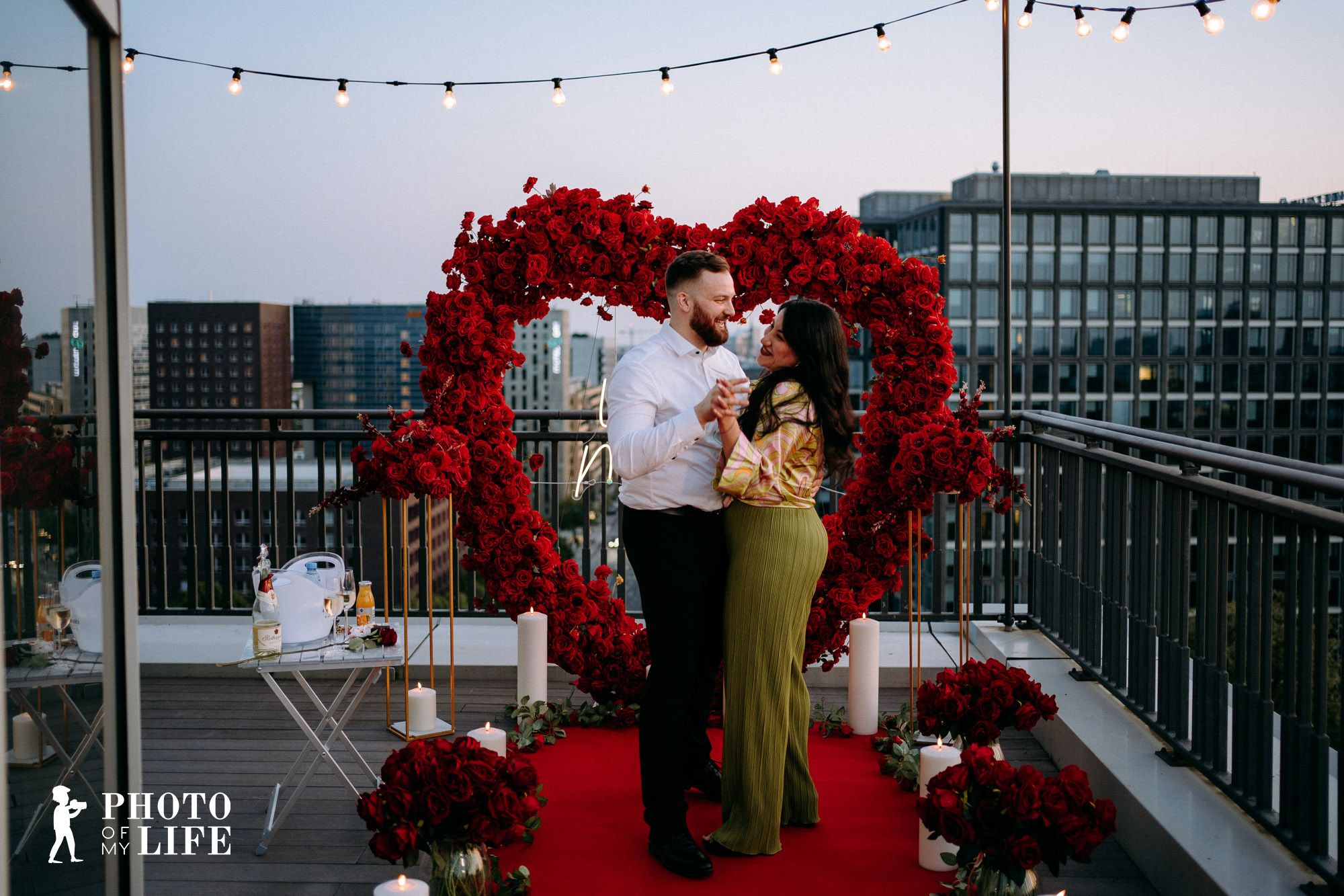 Heiratsantrag in Hamburg planen: Die schönsten Orte, kreative Ideen und professionelle Umsetzung für einen unvergesslichen Moment.