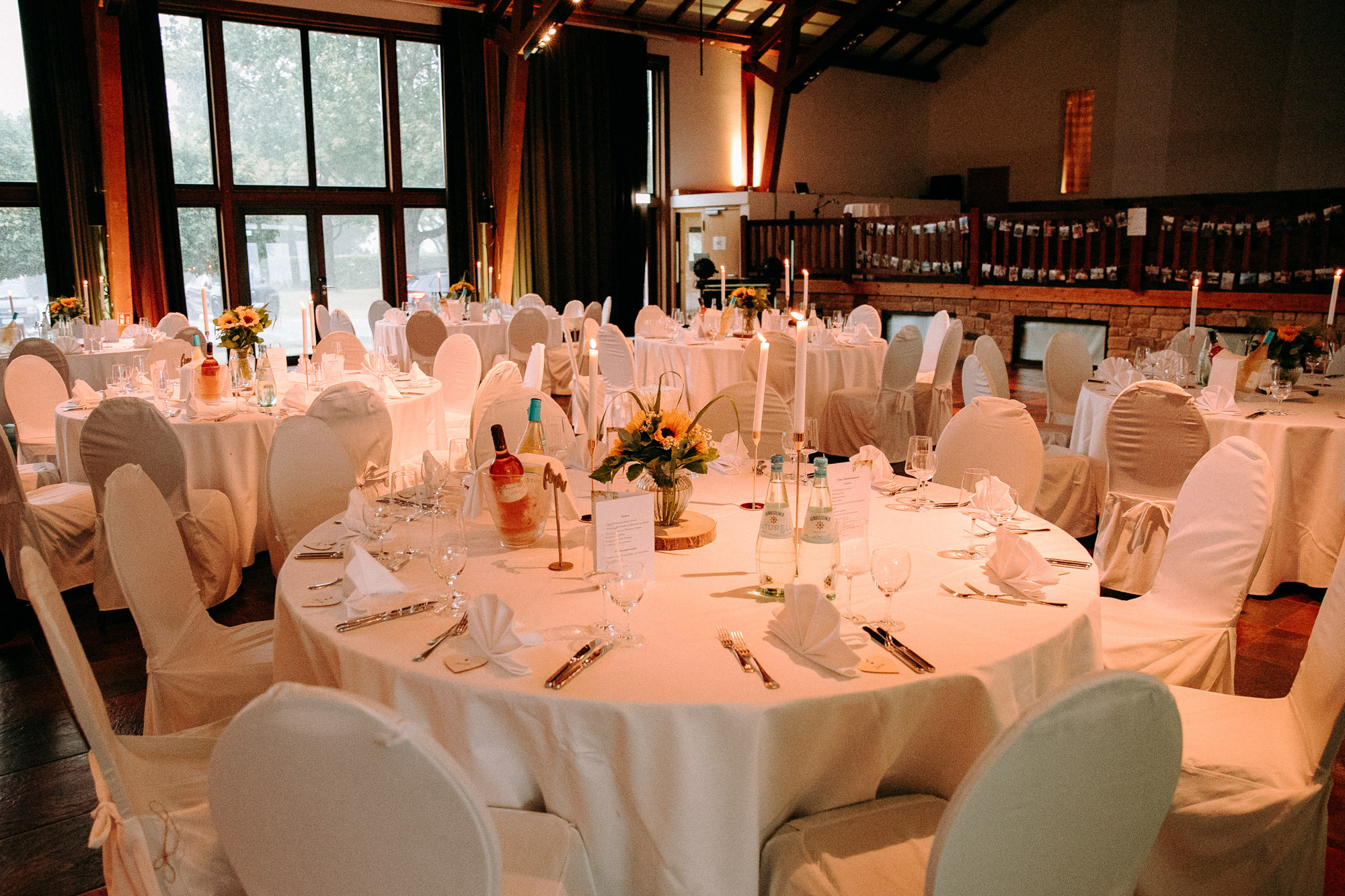 Hofgut Laubenheimer Höhe: Hochzeitslocation in Mainz mit Rheinblick, Sonnenterrasse & Fullservice. Perfekt für freie Trauungen & stilvolle Feier