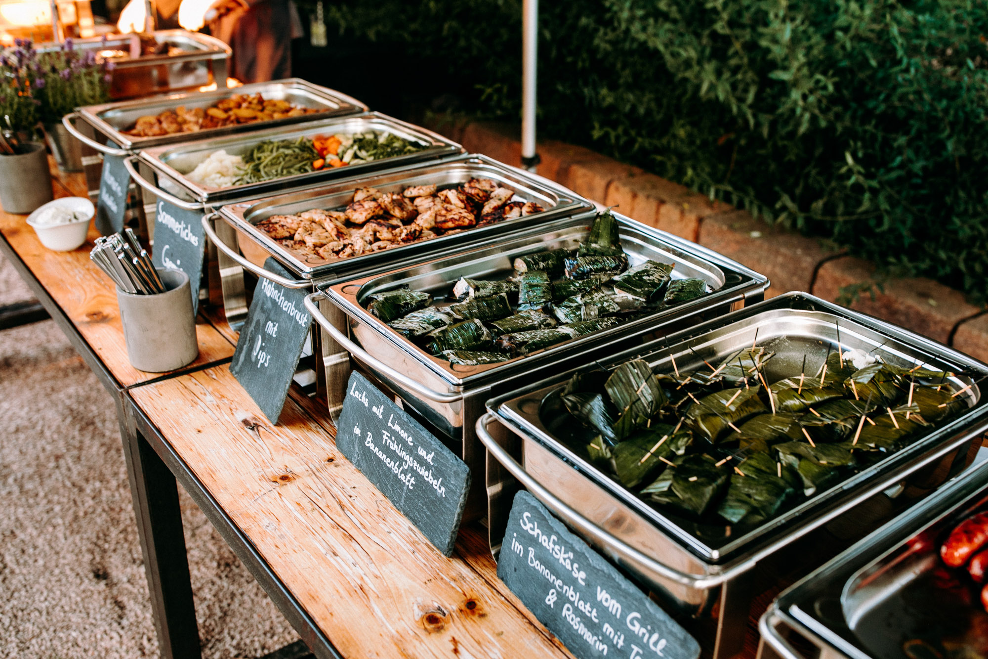 Die Insel Nonnenau ist eine exklusive Hochzeitslocation im Rhein-Main-Gebiet. Natur, Wasserblick und private Inselatmosphäre.