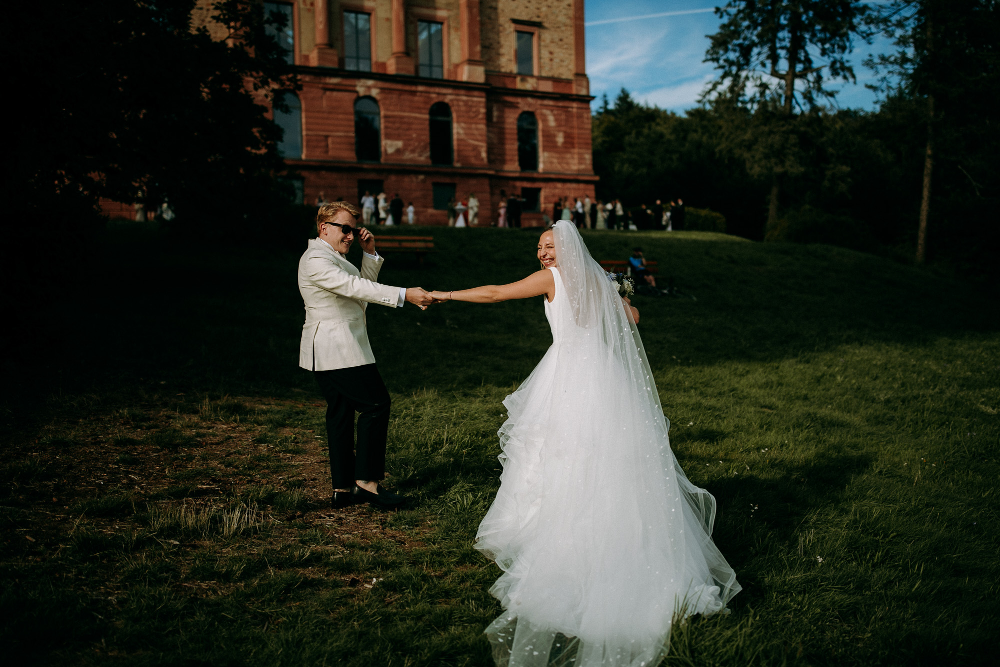 Jagdschloss Platte Wiesbaden: Exklusive Hochzeitslocation mit Panoramablick, Glasdach, freier Trauung & Platz für große Feiern.