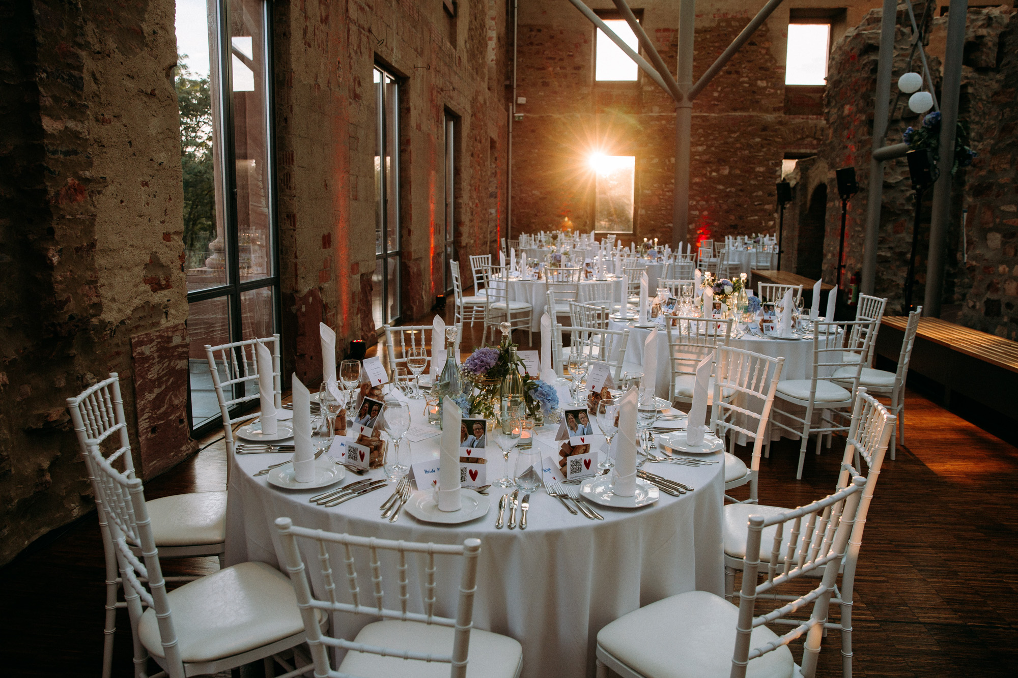 Jagdschloss Platte Wiesbaden: Exklusive Hochzeitslocation mit Panoramablick, Glasdach, freier Trauung & Platz für große Feiern.