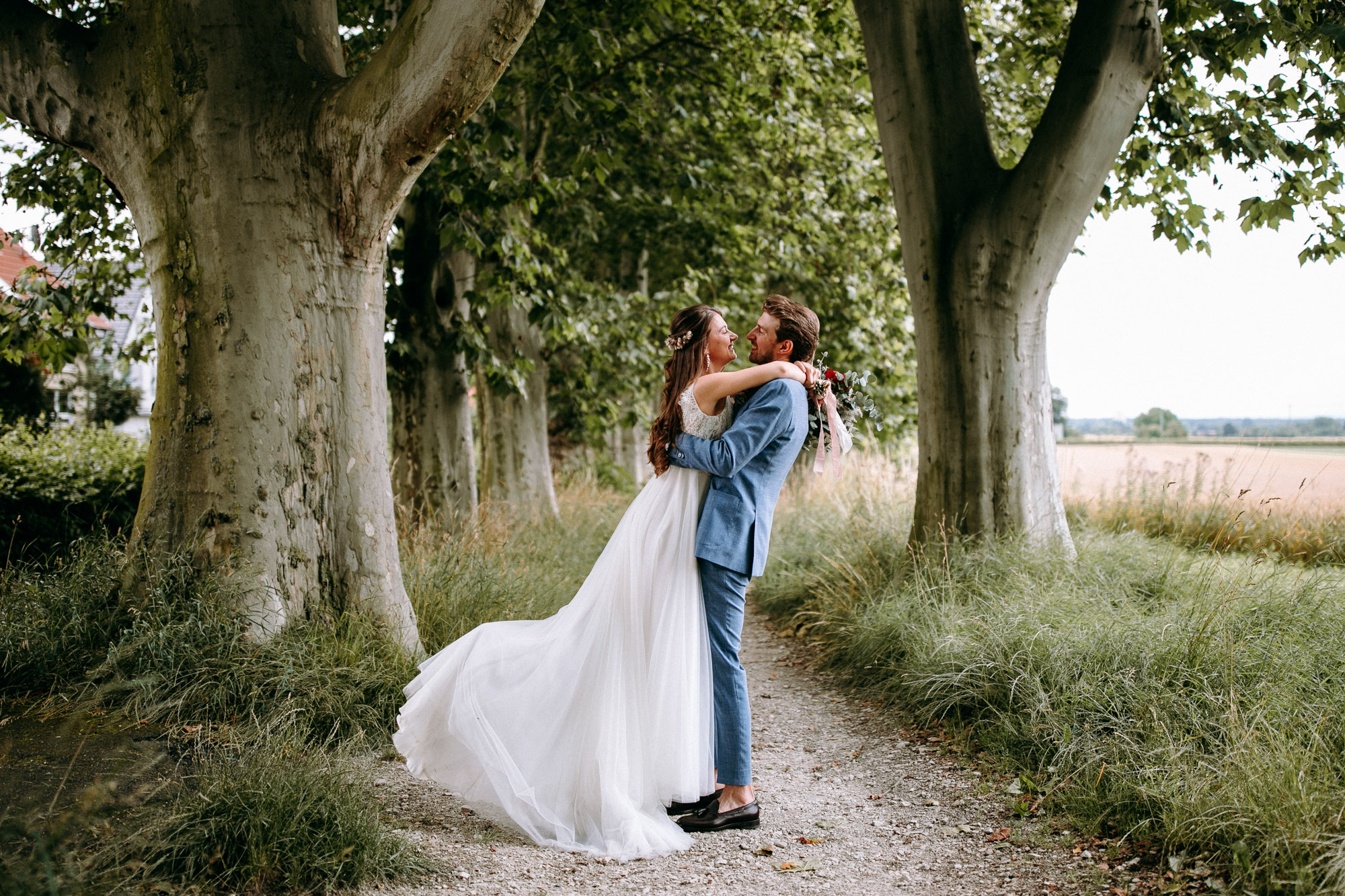 Naturnah, entspannt und voller Charme: Das Weingut Weidenmühle ist eine romantische Hochzeitslocation im Rhein-Main-Gebiet mit viel Freiraum.