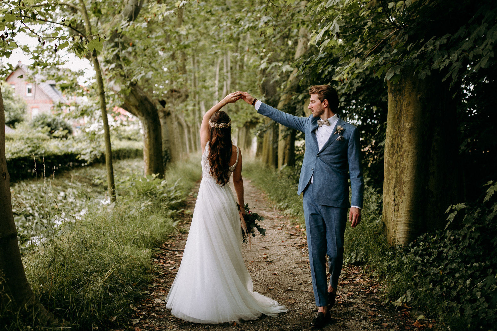 Naturnah, entspannt und voller Charme: Das Weingut Weidenmühle ist eine romantische Hochzeitslocation im Rhein-Main-Gebiet mit viel Freiraum.