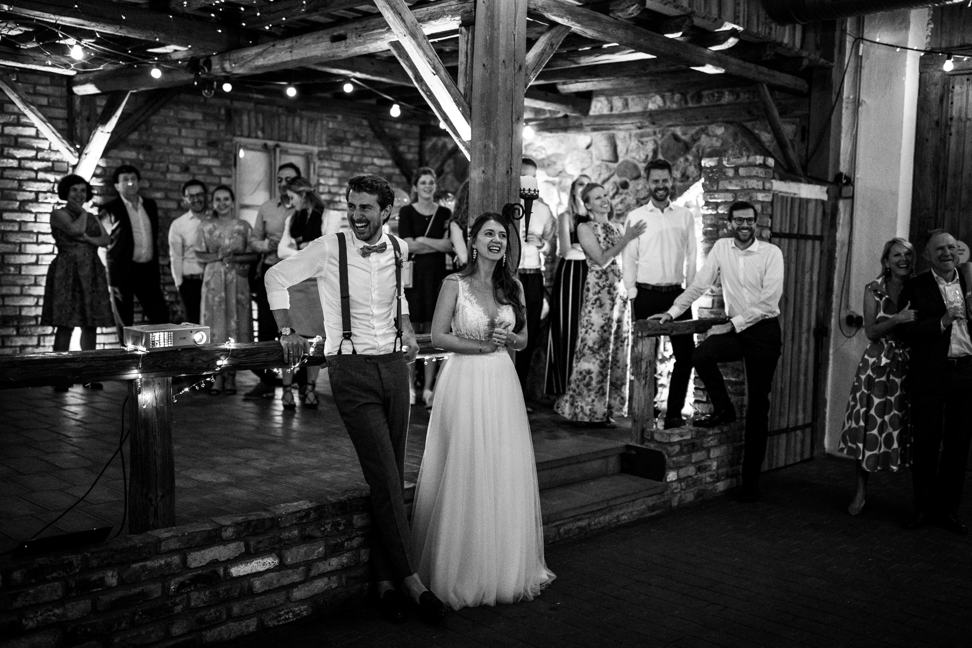 Naturnah, entspannt und voller Charme: Das Weingut Weidenmühle ist eine romantische Hochzeitslocation im Rhein-Main-Gebiet mit viel Freiraum.