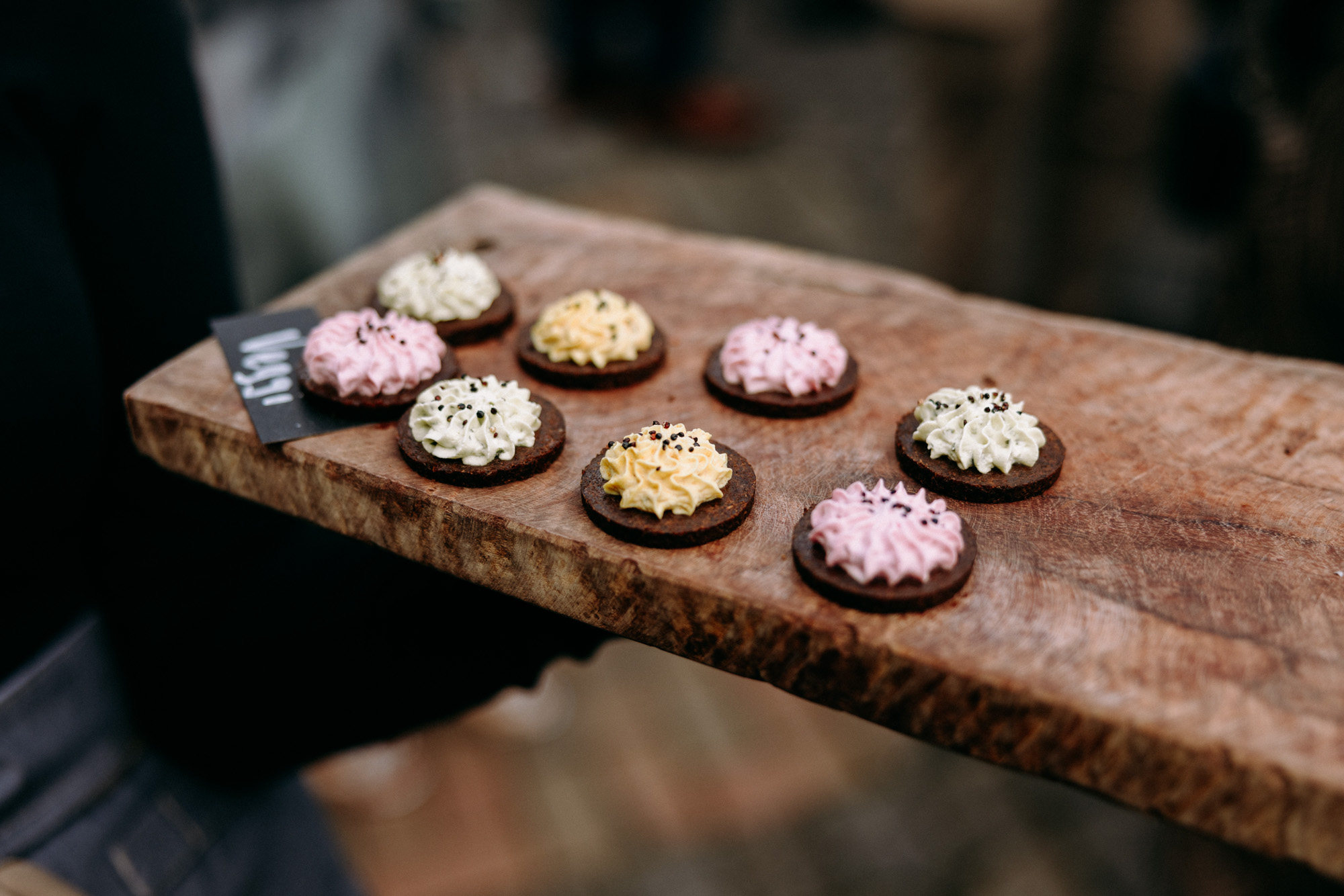 Die Obermühle Langenselbold ist eine historische Hochzeitslocation im Rhein-Main-Gebiet mit Garten, Scheune & persönlicher Begleitung.