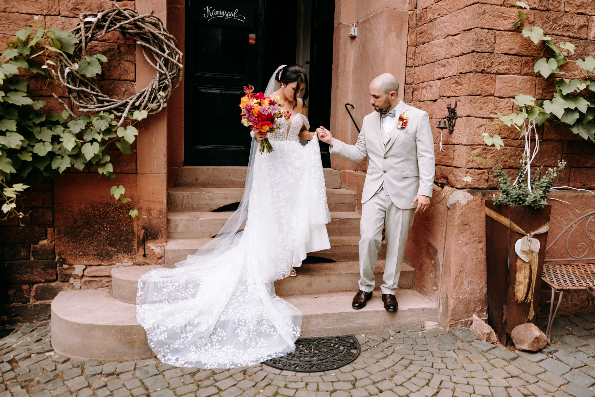 Die Obermühle Langenselbold ist eine historische Hochzeitslocation im Rhein-Main-Gebiet mit Garten, Scheune & persönlicher Begleitung.