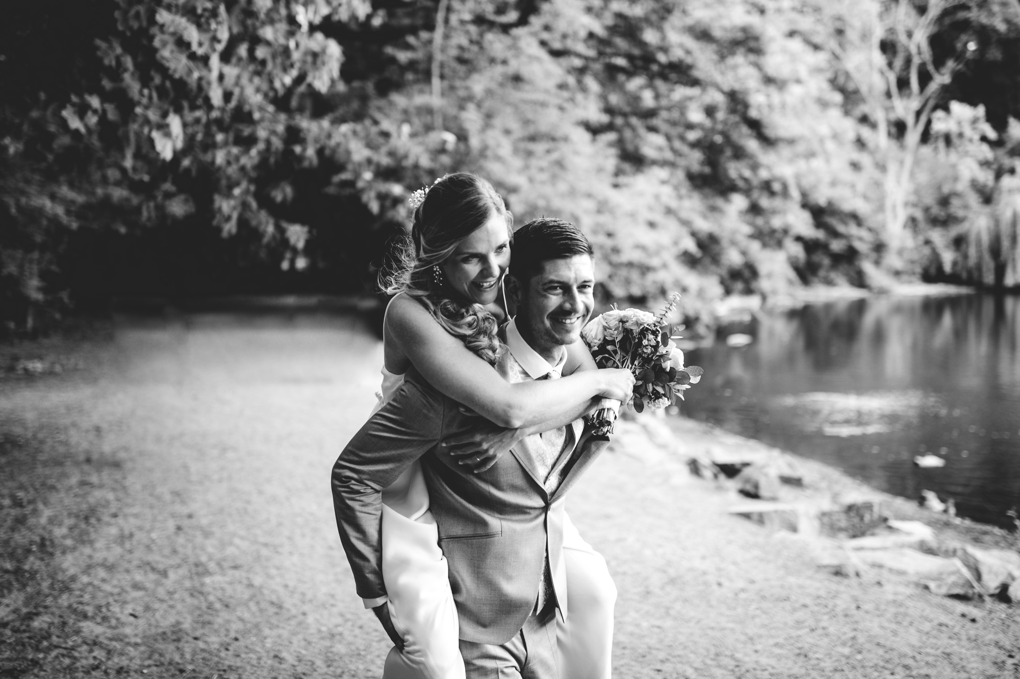 Naturnah, herzlich und voller Atmosphäre: Die Oberschweinstiege ist eine der schönsten Hochzeitslocations im Frankfurter Stadtwald.
