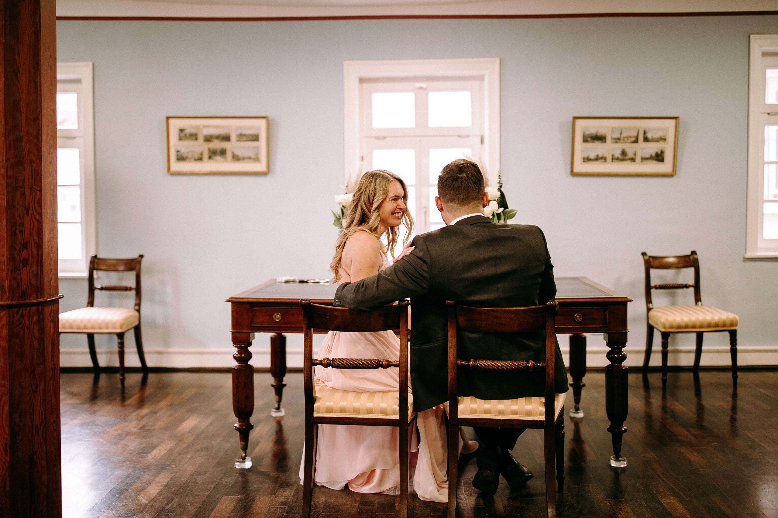 Als Hochzeitsfotograf im Standesamt Bad Homburg erstelle ich natürliche und authentische Hochzeitsfotos in Bad Homburg.