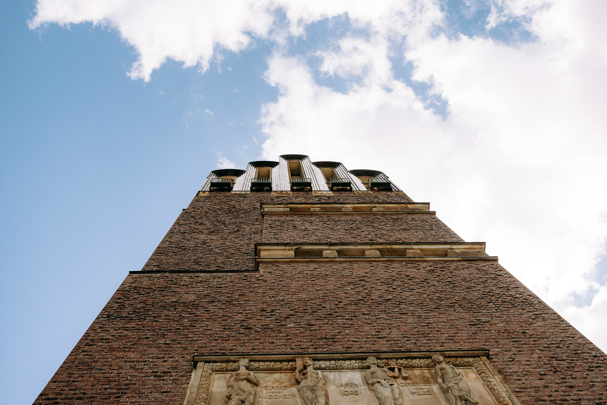 Standesamtliche Trauung im Standesamt Hochzeitsturm Darmstadt