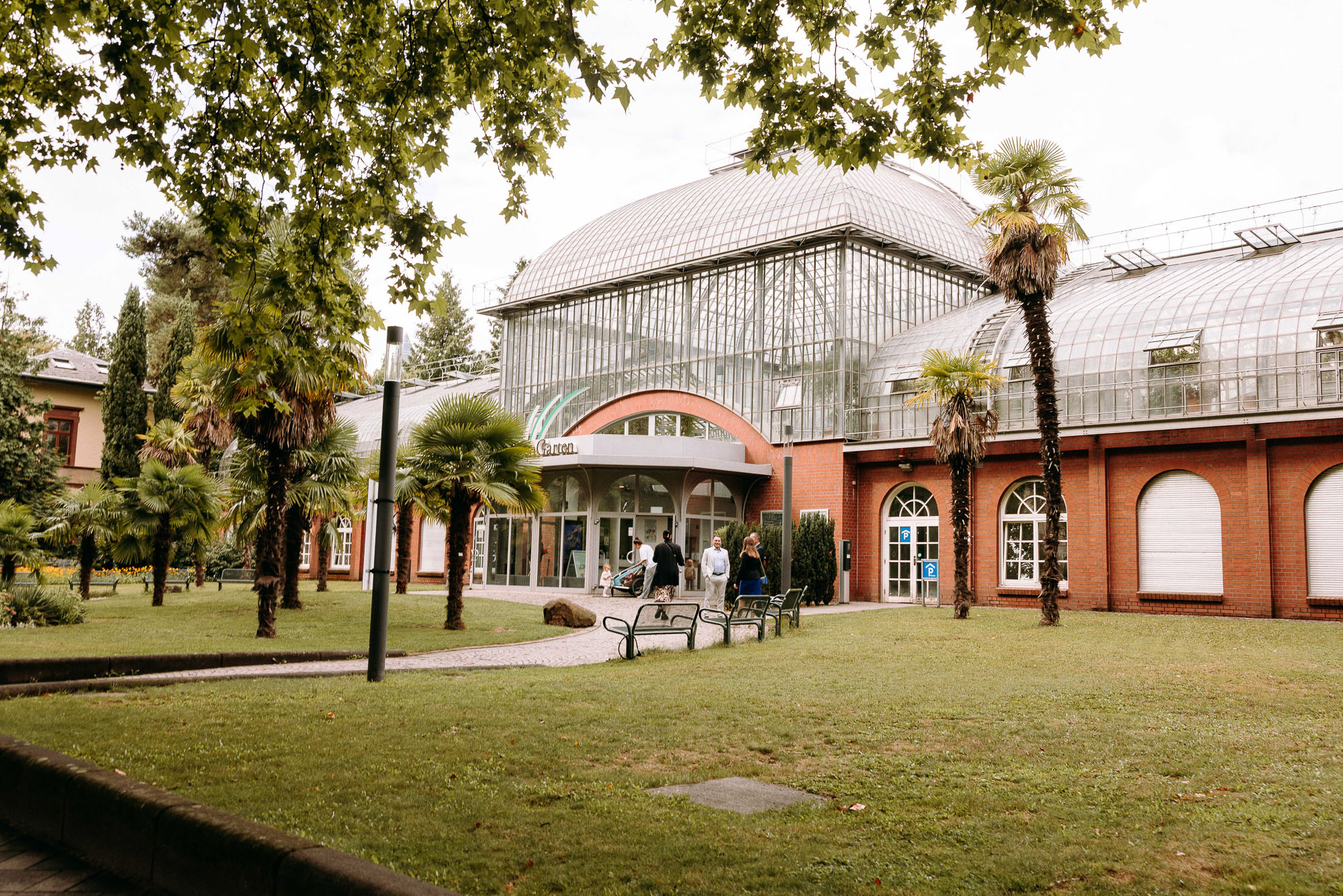 Standesamtliche Trauung im Standesamt Palmengarten in Frankfurt