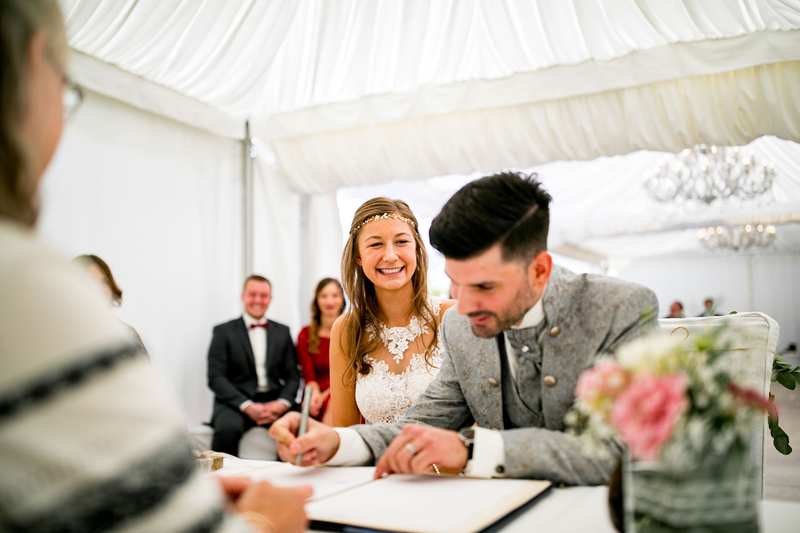 Standesamtliche Trauung im Chausseehaus in Wiesbaden