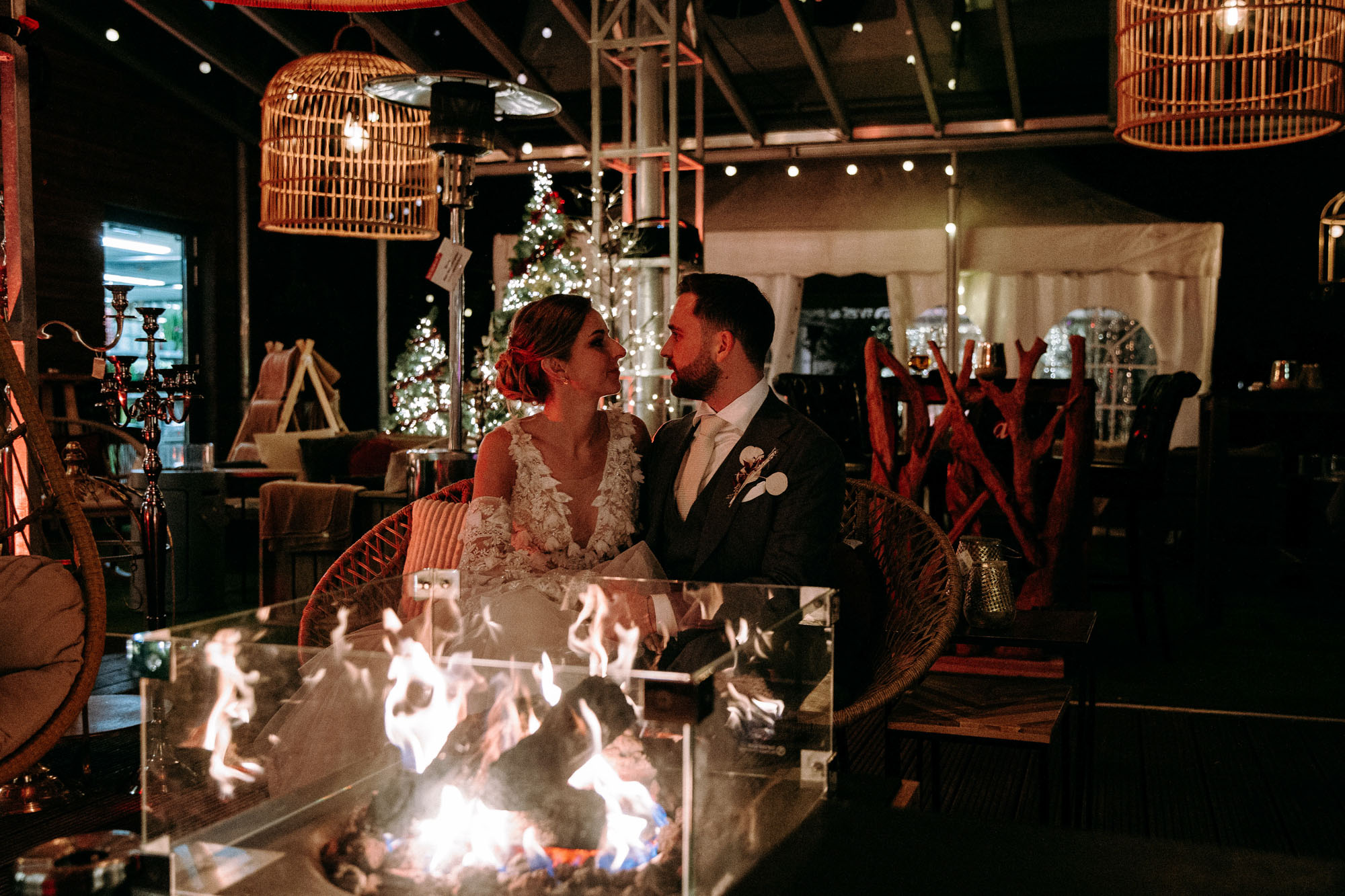 UNIQUE in Dietzenbach ist eine moderne Hochzeitslocation nahe Frankfurt – mit Garten, freier Trauung, Stretchzelt, Catering & Deko